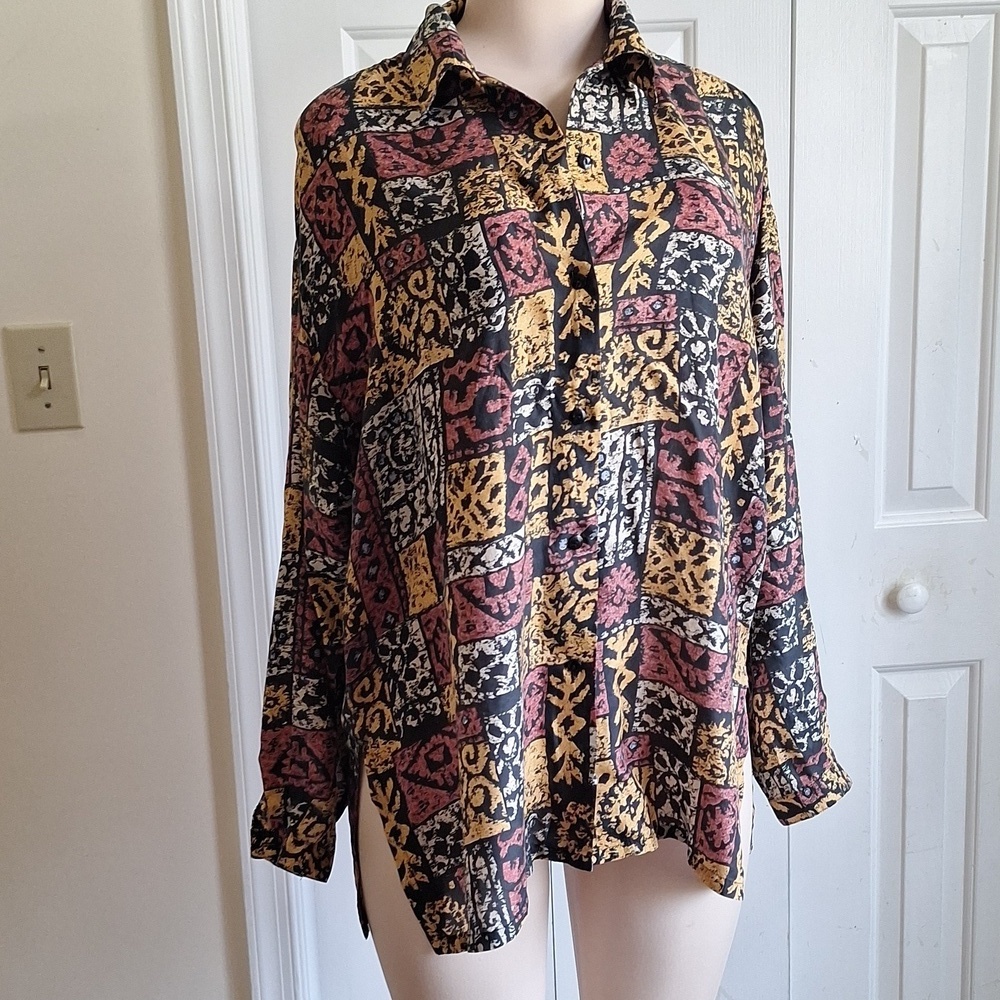 Bogari Vintage 90s 100% Silk Button-Up Shirt Size M